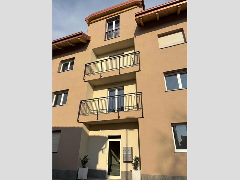 Trilocale in Vendita a Trofarello, 195'000&euro;, 78 m², con Box