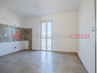 Trilocale in Vendita a Ardea, 135'000&euro;, 50 m²