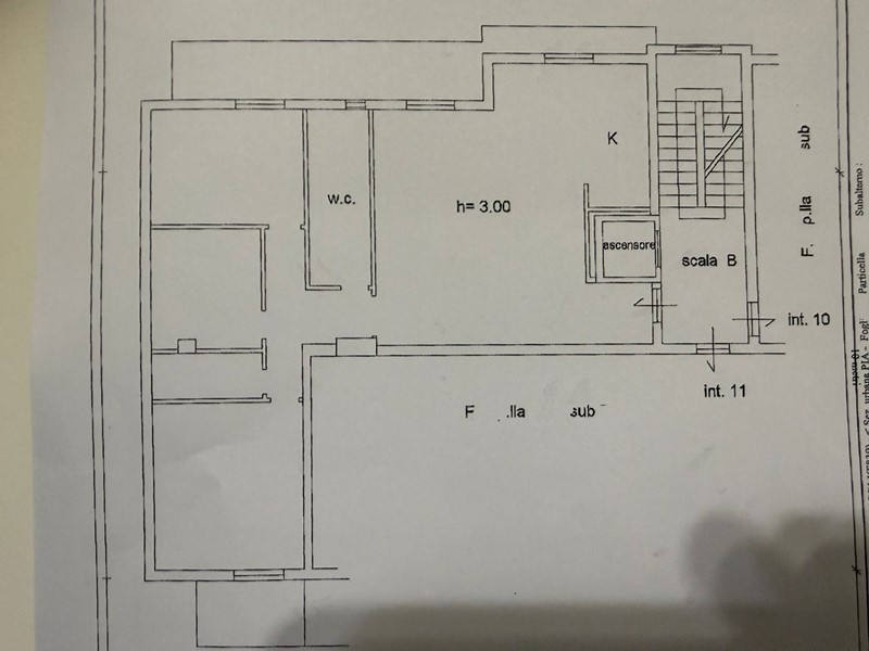 Appartamento in Vendita a Napoli, 90'000&euro;, 100 m²
