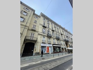 Bilocale in Affitto a Torino, 1'300&euro;, 55 m², arredato