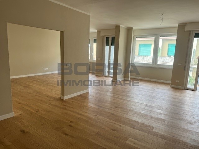 Appartamento in Vendita a Livorno, 530'000&euro;, 250 m²