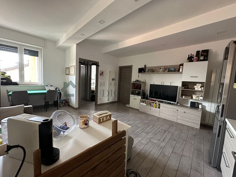 Bilocale in Vendita a Monza, 215'000&euro;, 64 m²