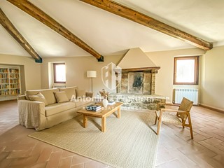 Quadrilocale in Vendita a Marsciano, zona Spina, 155'000&euro;, 150 m²