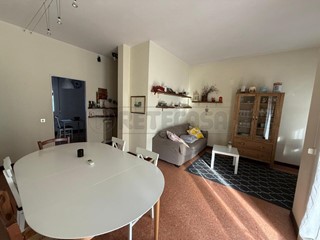 Appartamento in Vendita a Vicenza, 125'000&euro;, 115 m², con Box