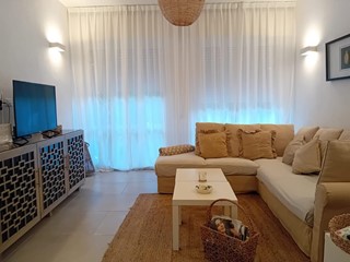 Quadrilocale in Affitto a Camaiore, zona Lido di Camaiore, 2'300&euro;, 80 m², arredato