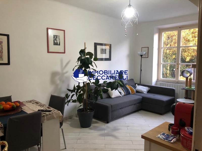 Quadrilocale in Vendita a Montignoso, zona Capanne, 180'000&euro;, 70 m²