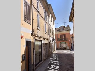 Trilocale in Vendita a Mortara, 12'000&euro;, 66 m²