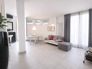 Attico in Vendita a Pontedera, 155'000&euro;, 65 m², arredato, con Box