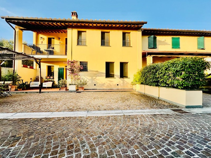 Trilocale in Vendita a Calci, 249'000&euro;, 75 m², arredato