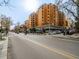 Appartamento in Affitto a Palermo, 1'600&euro;, 235 m²