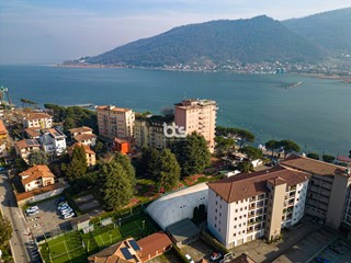 Trilocale in Vendita a Sarnico, 210'000&euro;, 80 m²