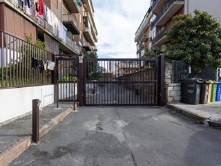 Attico in Vendita a Catania, 73'000&euro;, 88 m²