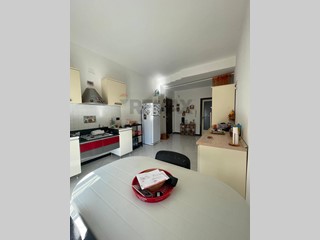 Appartamento in Vendita a Siracusa, 55'000&euro;, 130 m²