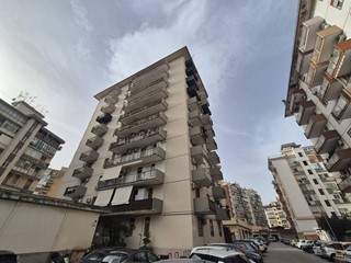 Trilocale in Affitto a Palermo, 580&euro;, 105 m²