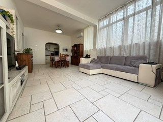 Appartamento in Vendita a Lecce, 165'000&euro;, 170 m²