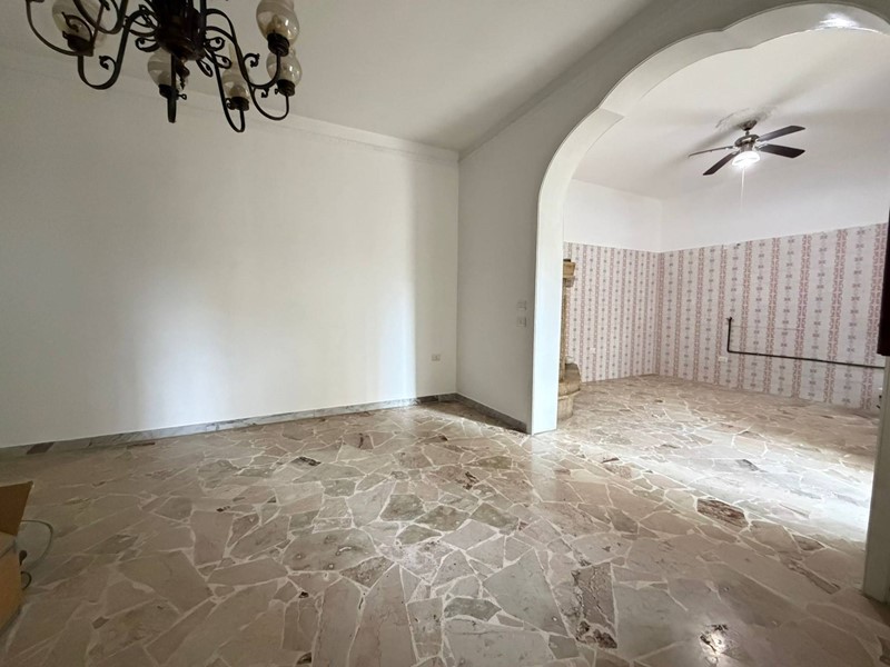Trilocale in Vendita a Lecce, 75'000&euro;, 90 m²