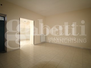 Trilocale in Vendita a Arzano, 160'000&euro;, 105 m²