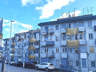 Trilocale in Vendita a Benevento, 115'000&euro;, 80 m², con Box
