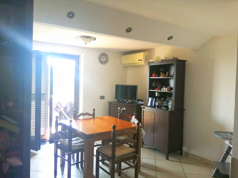 Trilocale in Affitto a Marano di Napoli, 700&euro;, 60 m², arredato