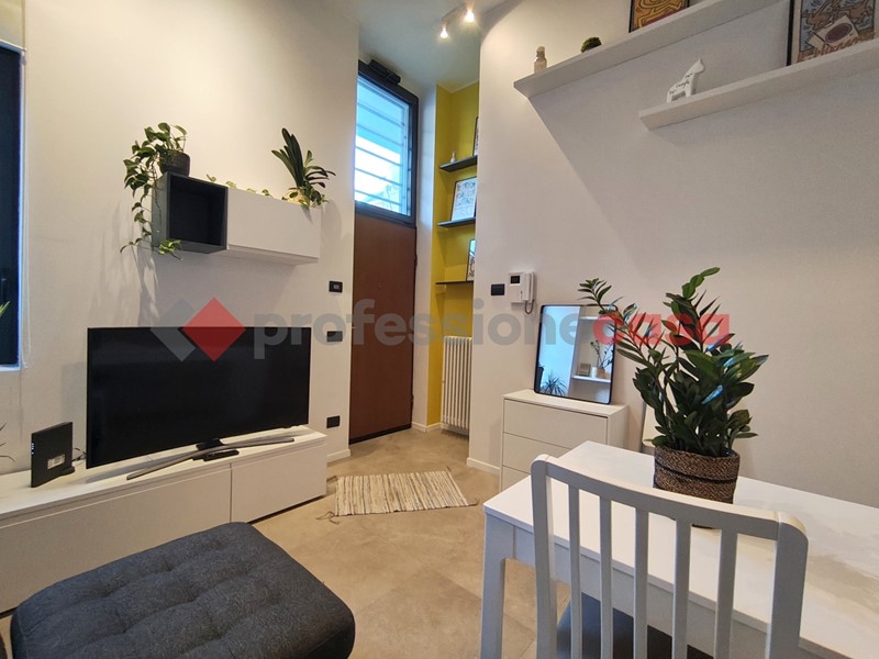 Bilocale in Affitto a Milano, 1'100&euro;, 50 m², arredato