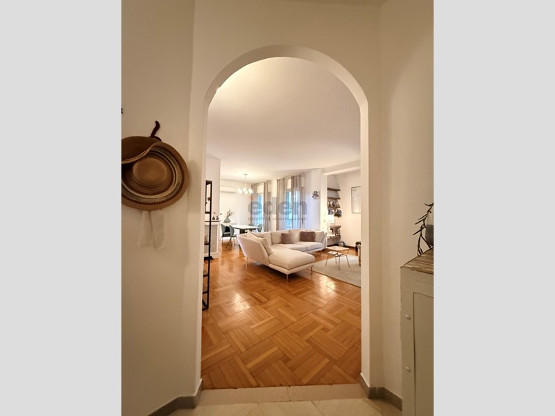 Quadrilocale in Vendita a Modena, zona Centro, 345'000&euro;, 123 m², con Box