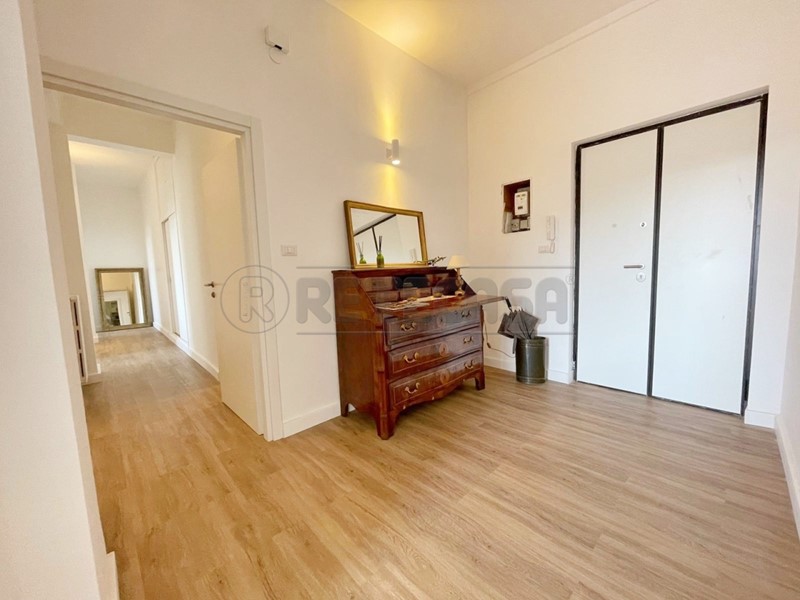 Quadrilocale in Affitto a Salerno, zona ZONA CARMINE, 1'500&euro;, 90 m², arredato