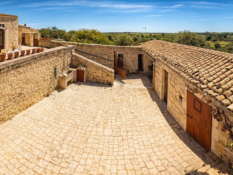 Appartamento in Vendita a Modica, 525'000&euro;, 450 m²