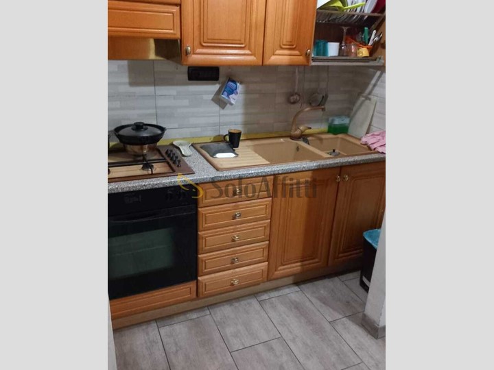 Quadrilocale in Affitto a Torino, zona Borgo Vittoria, 550&euro;, 80 m², arredato