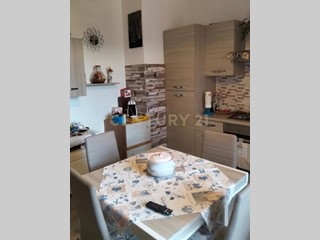 Trilocale in Vendita a Comacchio, zona Lido delle Nazioni, 73'000&euro;, 36 m², arredato