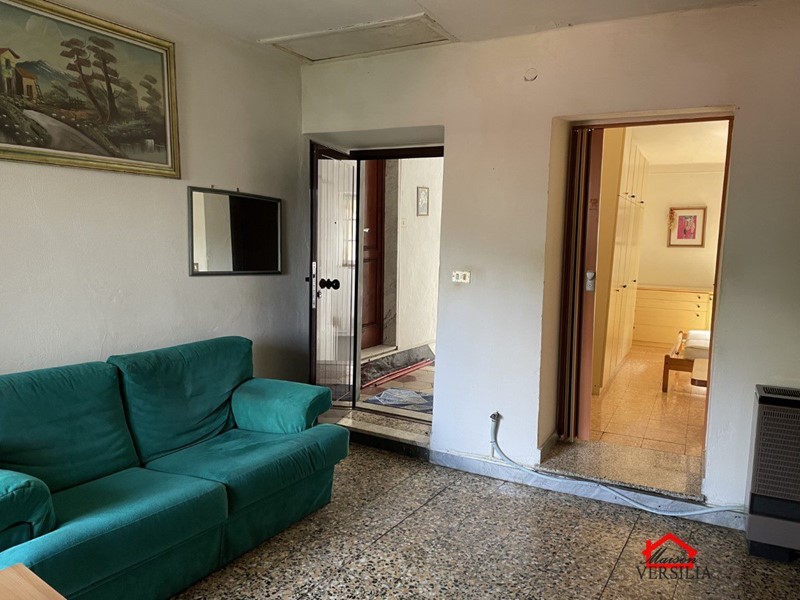Trilocale in Vendita a Carrara, 45'000&euro;, 45 m²