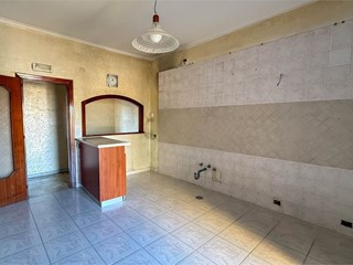 Trilocale in Vendita a Casoria, 175'000&euro;, 100 m²