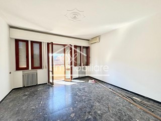 Appartamento in Vendita a Empoli, 249'000&euro;, 120 m², con Box