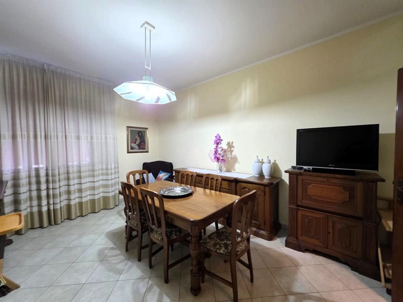 Quadrilocale in Vendita a Santa Croce sull'Arno, 140'000&euro;, 108 m², con Box