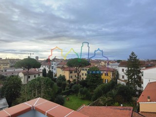 Attico in Vendita a Pisa, 495'000&euro;, 165 m², arredato