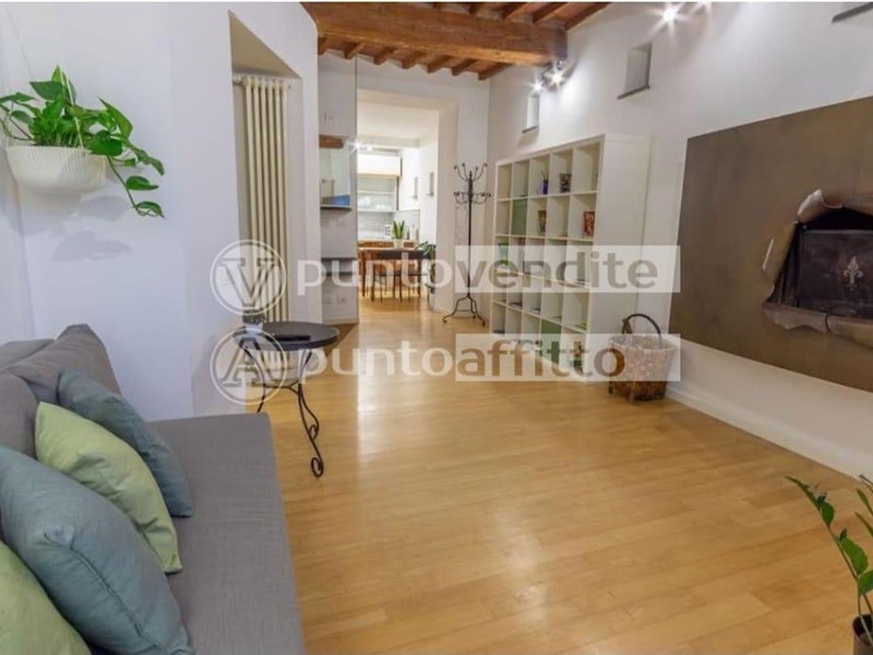 Trilocale in Affitto a Lucca, zona San Concordio Contrada, 720&euro;, 65 m², arredato