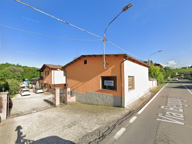 Appartamento in Vendita a Santa Maria della Versa, 59'838&euro;, 378 m²