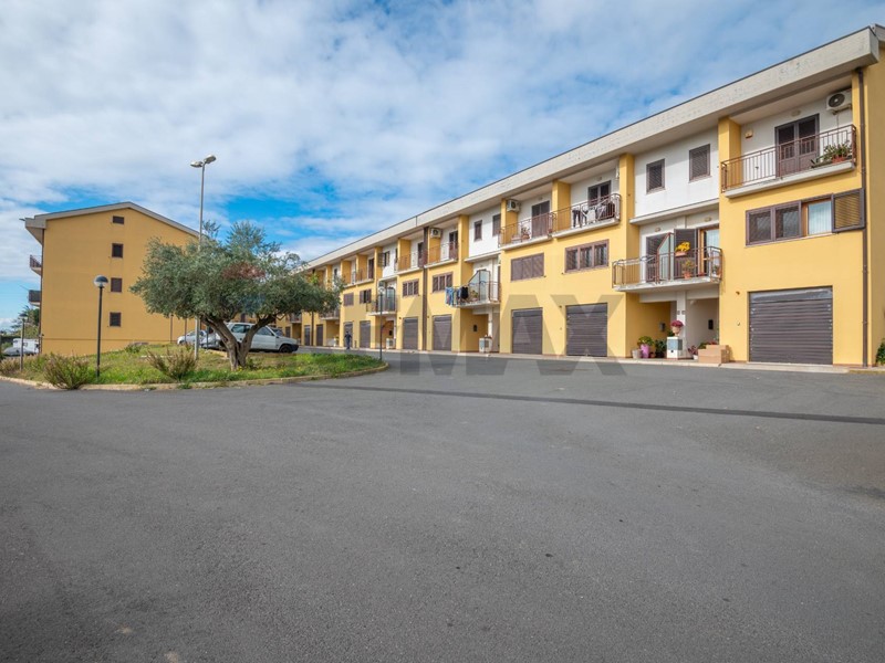 Appartamento in Vendita a Caltagirone, 99'000&euro;, 98 m²