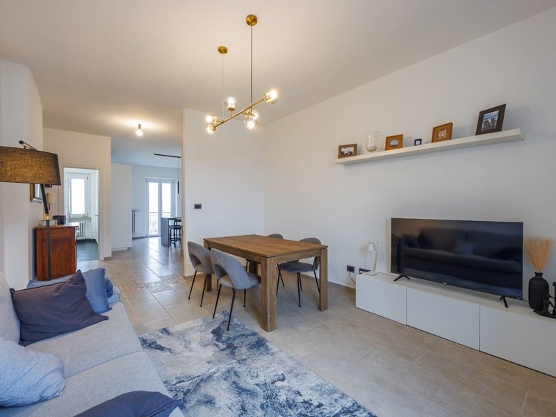 Trilocale in Vendita a Chivasso, 160'000&euro;, 87 m²