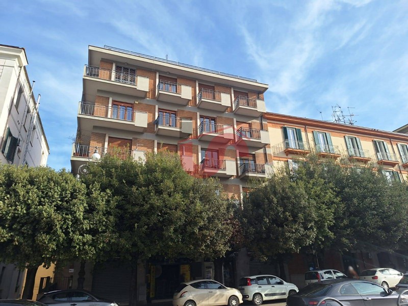 Quadrilocale in Vendita a Benevento, 175'000&euro;, 111 m²