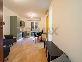 Bilocale in Affitto a Milano, 1'200&euro;, 47 m²