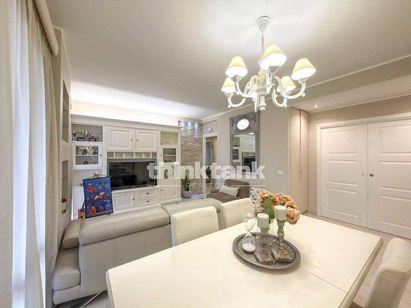 Quadrilocale in Vendita a Siracusa, 280'000&euro;, 143 m²