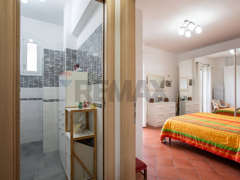 Trilocale in Vendita a Roma, 239'000&euro;, 75 m²