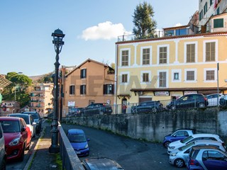 Trilocale in Vendita a Rocca di Papa, 270'000&euro;, 131 m²