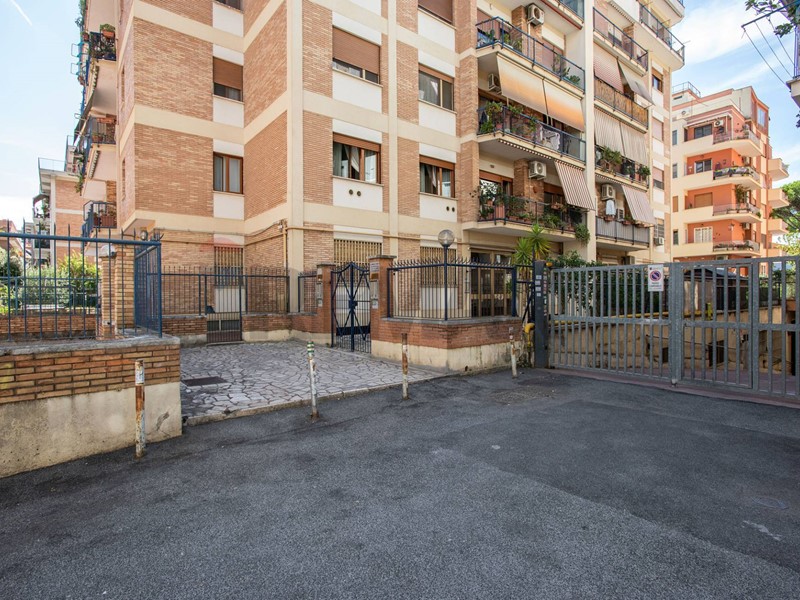 Attico in Vendita a Roma, 680'000&euro;, 161 m²