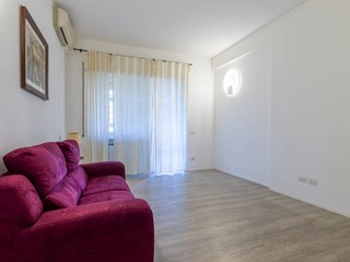 Bilocale in Vendita a Roma, 290'000&euro;, 68 m²