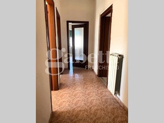 Appartamento in Vendita a Capua, 86'000&euro;, 110 m²