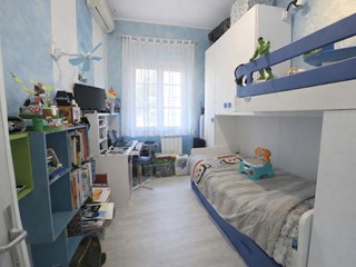 Trilocale in Vendita a Roma, 165'000&euro;, 70 m²