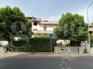 Trilocale in Vendita a Bastia Umbra, 75'000&euro;, 70 m²
