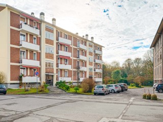 Trilocale in Vendita a Saronno, 149'000&euro;, 75 m²