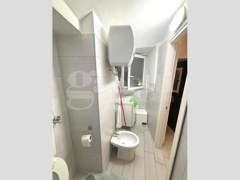Monolocale in Vendita a Napoli, 50'000&euro;, 18 m², arredato